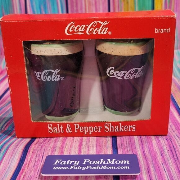 Vintage Coca-Cola Salt and Pepper Shakers From 1999 - NIB - Picture 1 of 10